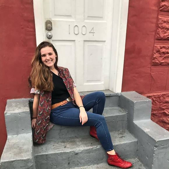 Profile Picture of Emily Tidwell (@ejtidwell17) on Poshmark