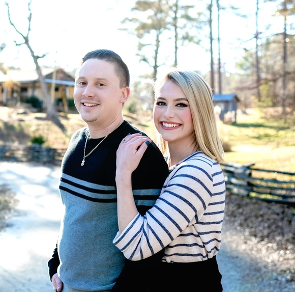 Profile Picture of Alicia Olszeski (@alikatols) on Poshmark