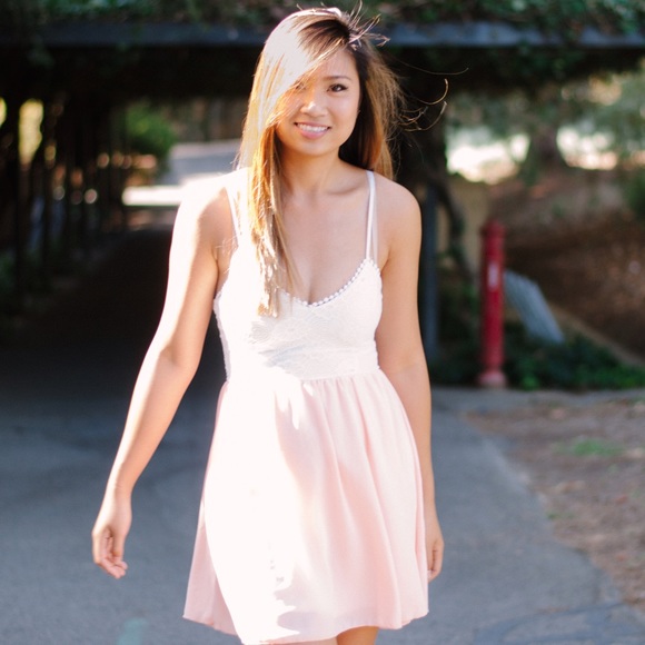 Profile Picture of Veronica Nguyen (@veronicavyn1993) on Poshmark