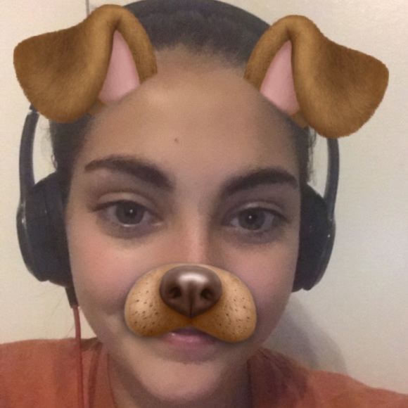 Profile Picture of Sophia Sansonetti (@sophiasanso) on Poshmark