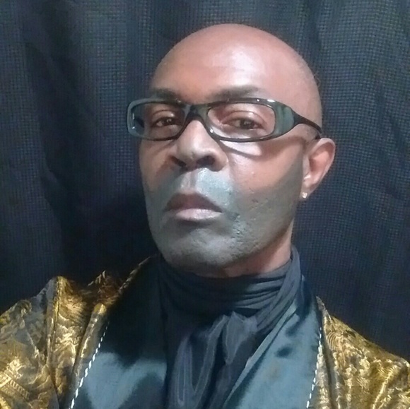 Profile Picture of Jimmy Palmer (@abstract59) on Poshmark