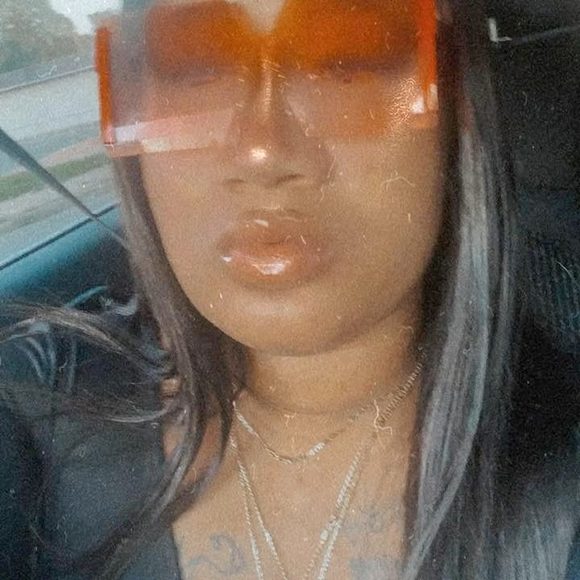 Profile Picture of Chanelle Mitchell (@chanelle90s) on Poshmark