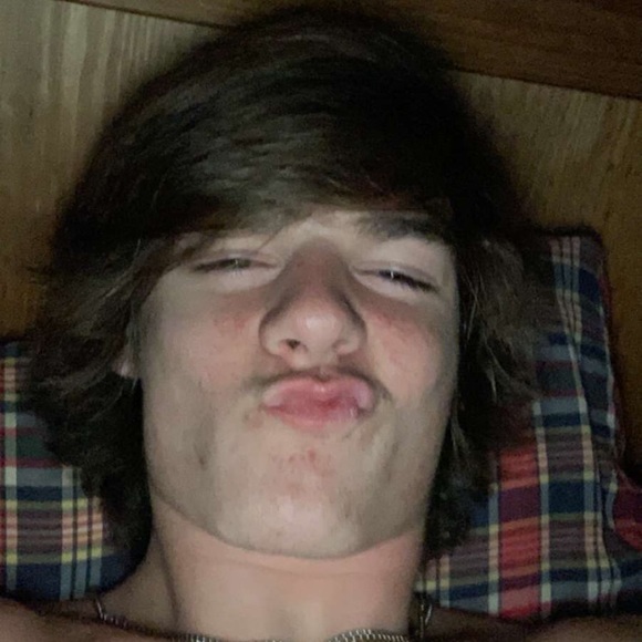 Profile Picture of Nathan Alston (@nathanalston69) on Poshmark