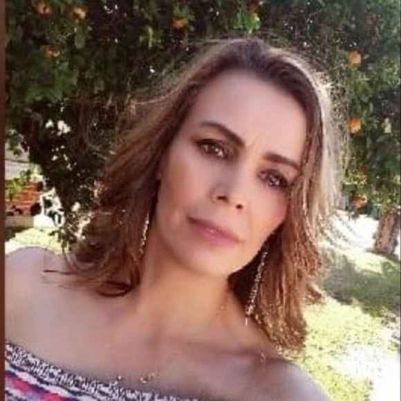 Profile Picture of Norma Gutiérrez (@martinifruita) on Poshmark