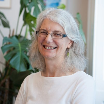 Profile Picture of Aileen Edwards (@aileenedwards11) on Twitter