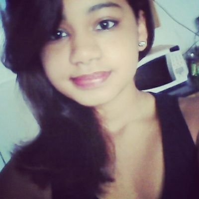 Profile Picture of Nathalie Oliveira (@nathali24408704) on Twitter