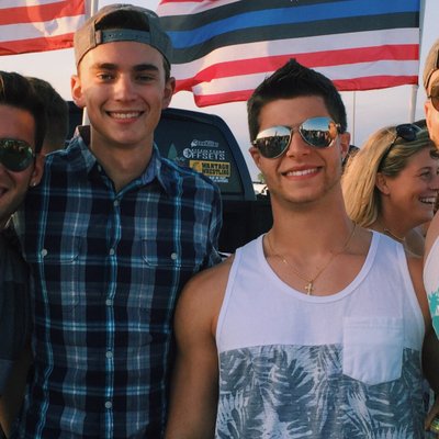 Profile Picture of Lego (@Matt_Legovich) on Twitter