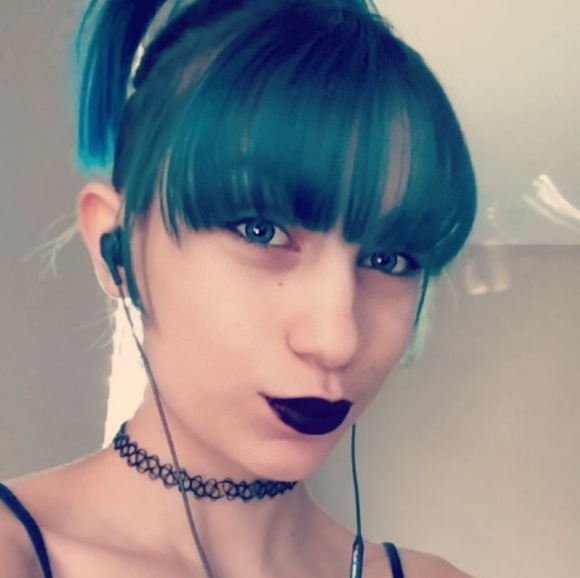 Profile Picture of Kylie Lonon (@lononk5) on Poshmark