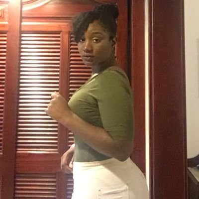 Profile Picture of Santana Gonsalves (@SantanaG90) on Twitter