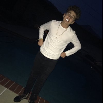 Profile Picture of Trent Brewart (@T_money171) on Twitter