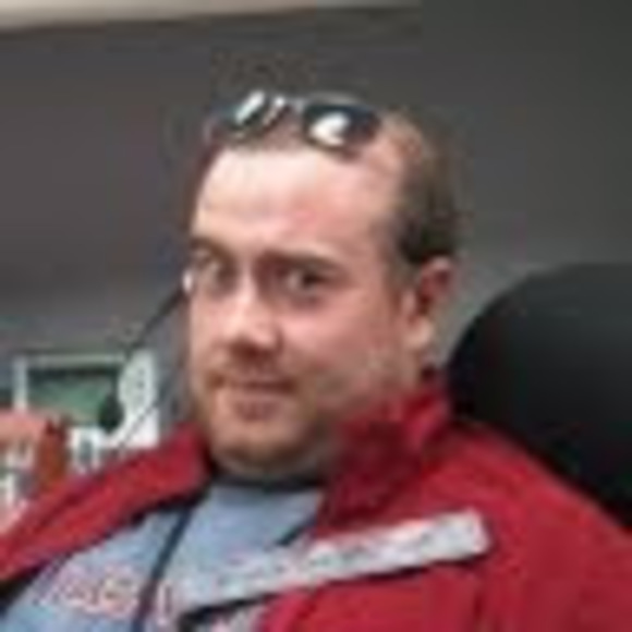 Profile Picture of Adam Belben (@adambelben) on Poshmark