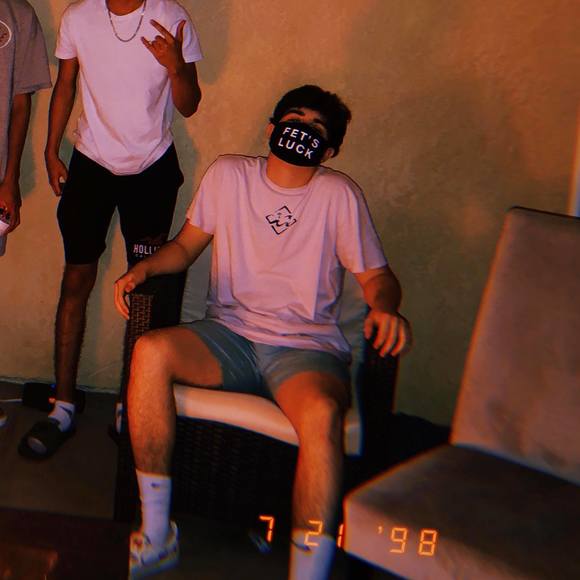 Profile Picture of Michael Knecht (@isweet6s) on Poshmark