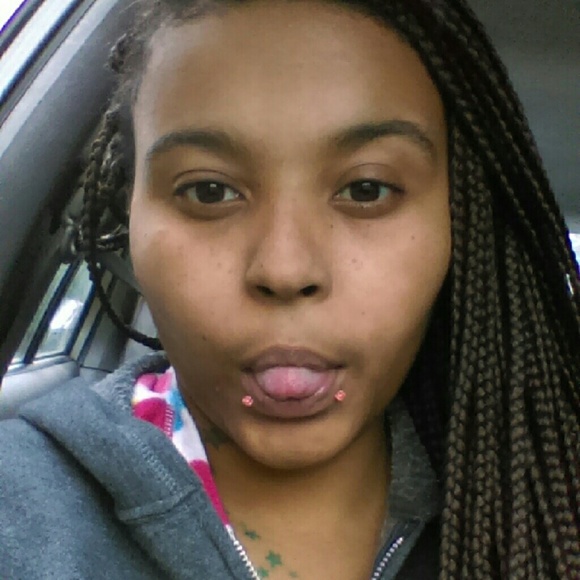 Profile Picture of Chakira Gibson (@blackbenji) on Poshmark