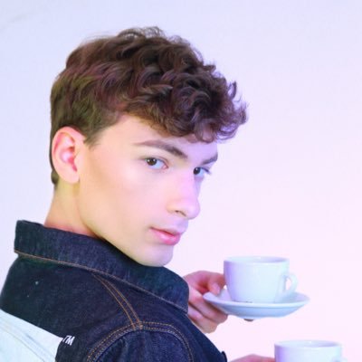 Profile Picture of Sebastian Williams (@sebas_williams) on Twitter