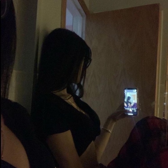 Profile Picture of Karyliz Schettini (@gothistt) on Poshmark