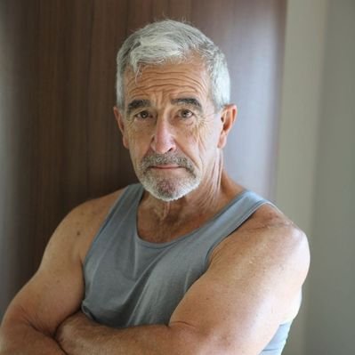 Profile Picture of Howard Dale Snooks (@SnooksDale) on Twitter