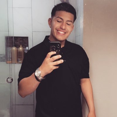 Profile Picture of Luis Cervantes (@LuisCer25509217) on Twitter