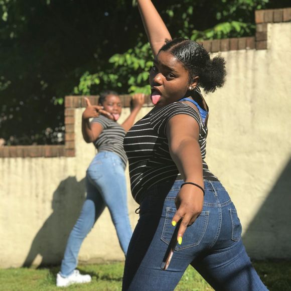 Profile Picture of Karlyn Chandler (@karlynchandler) on Poshmark