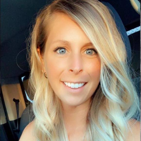 Profile Picture of Tabetha Schmeets (@schmeets11) on Poshmark