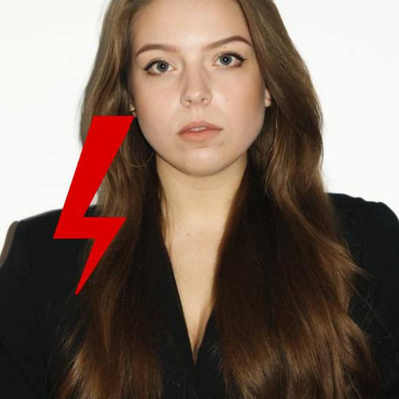 Profile Picture of Nina Studnicka (@ninastudnicka) on Poshmark