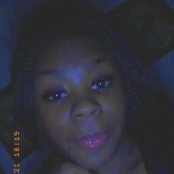 Profile Picture of Najia Nijah (@najianijah) on Poshmark