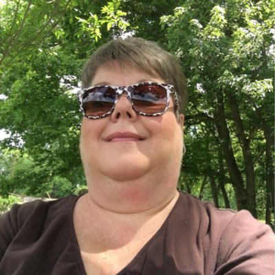 Profile Picture of Lisa McKeehan (@base6863) on Twitter