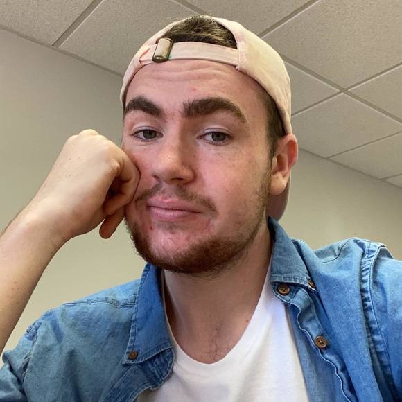 Profile Picture of Josh Eller (@monkeyabcd51) on Poshmark
