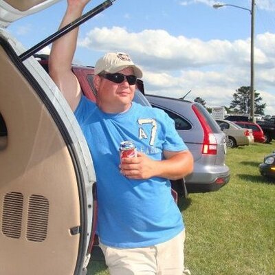 Profile Picture of Bryan Gurley (@@wdegurley) on Twitter