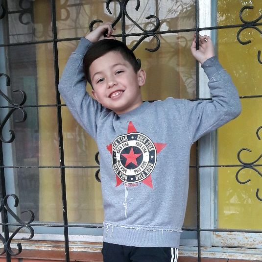 Profile Picture of ian quiroz (@ianquiroz03) on Tiktok