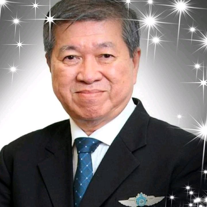 Profile Picture of stevenlau (@stevensplau) on Tiktok