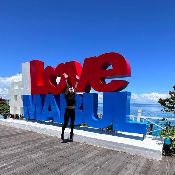Profile Picture of DeB Lee (@debviena) on Tiktok