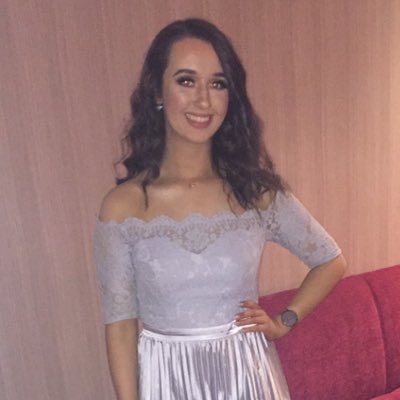 Profile Picture of Jenny Mooney (@moonaaaaay) on Twitter