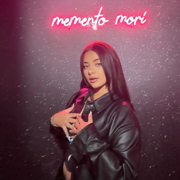 Profile Picture of Hailey Collier (@haileyxcollier) on Poshmark