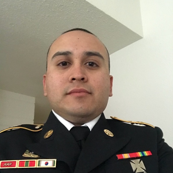 Profile Picture of Moises Macias (@macias562) on Poshmark