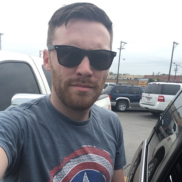 Profile Picture of Ruedi Schubarth (@sierra36634) on Poshmark