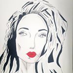 Profile Picture of Lola Lea - Self taught artist (@lola.lea.fr) on Instagram