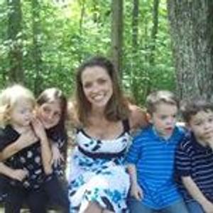 Profile Picture of Stephanie Barrett (@stephanie.barrett.7140) on Myspace