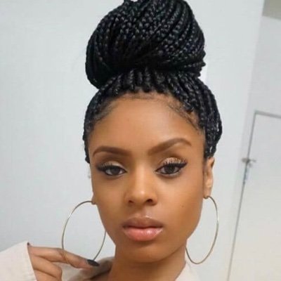 Profile Picture of Iris Webster (@IrisWebster_) on Twitter