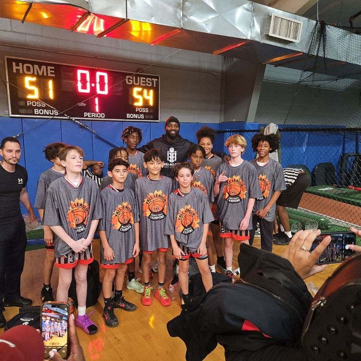 Profile Picture of Stephen “BUCKETS"!!!🏀🥇🏈💯 (@stephen.buckets3) on Tiktok