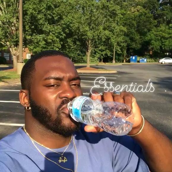 Profile Picture of Alanmicheal Harkness (@alanmicheal) on Poshmark