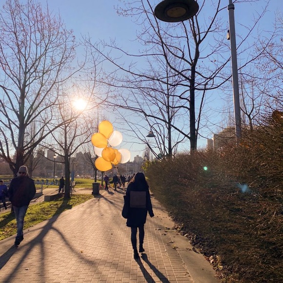 Profile Picture of Edwina Lin (@edwinalin) on Poshmark