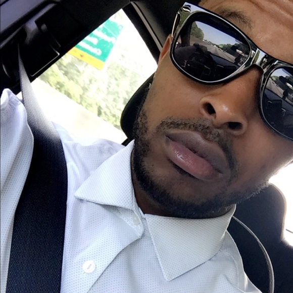 Profile Picture of Jamel Grant (@senorfreshh) on Poshmark