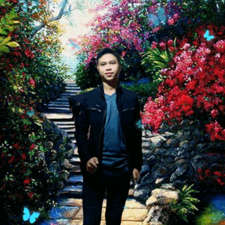 Profile Picture of justine (@justineeter11) on Tiktok