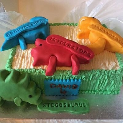 Profile Picture of Carol McGill (@cake2bake) on Twitter