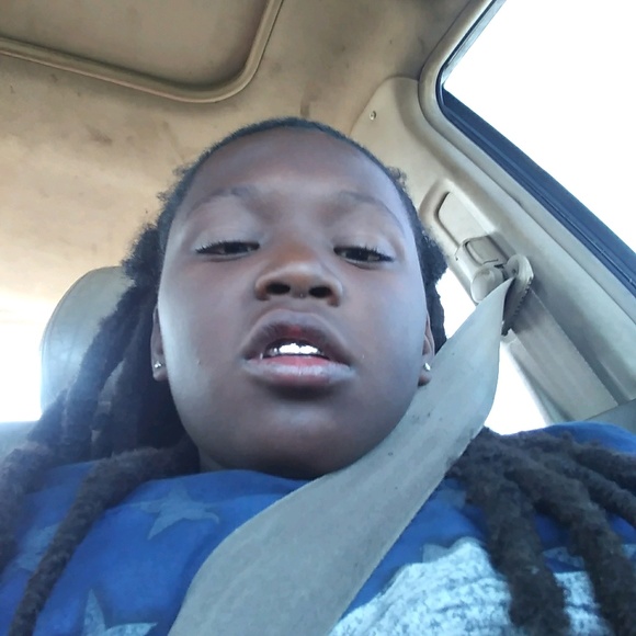 Profile Picture of Sylvester Clark (@balleemanos) on Poshmark
