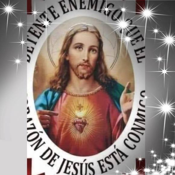 Profile Picture of Ernelinda Romo (@lindaromo4) on Poshmark