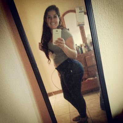 Profile Picture of Stephanie Carvajal (@carvajalabby10) on Twitter