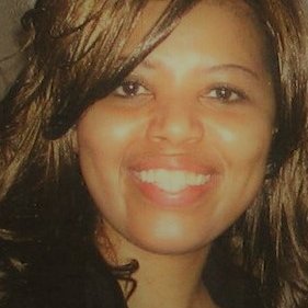Profile Picture of Nina Calahan-James (@NinaAMTalkRadio) on Twitter