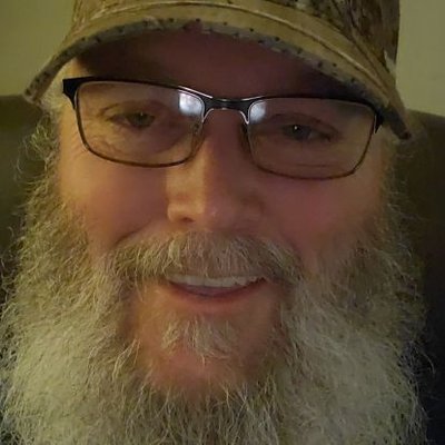 Profile Picture of Paul Sluss Sr (@SrSluss) on Twitter