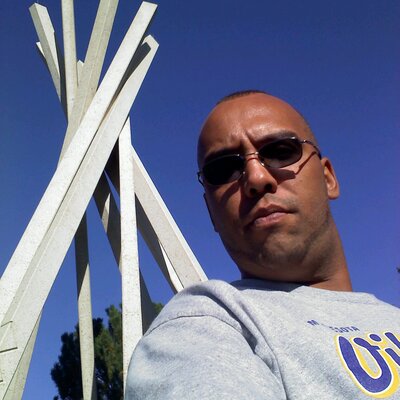 Profile Picture of Mickey Wright (@MeridethWright) on Twitter